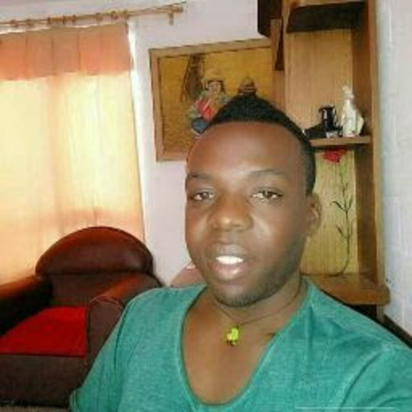 Meet your Posher, Emmanuel - Picture 1 of 1